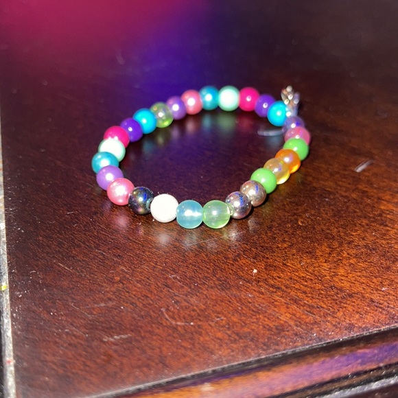 Bead bracelet - Picture 2 of 4